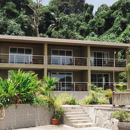 Auguste Holiday Residence Anse Etoile エクステリア 写真
