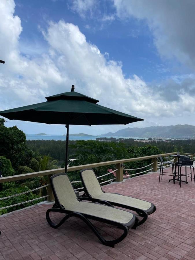 Auguste Holiday Residence Anse Etoile エクステリア 写真