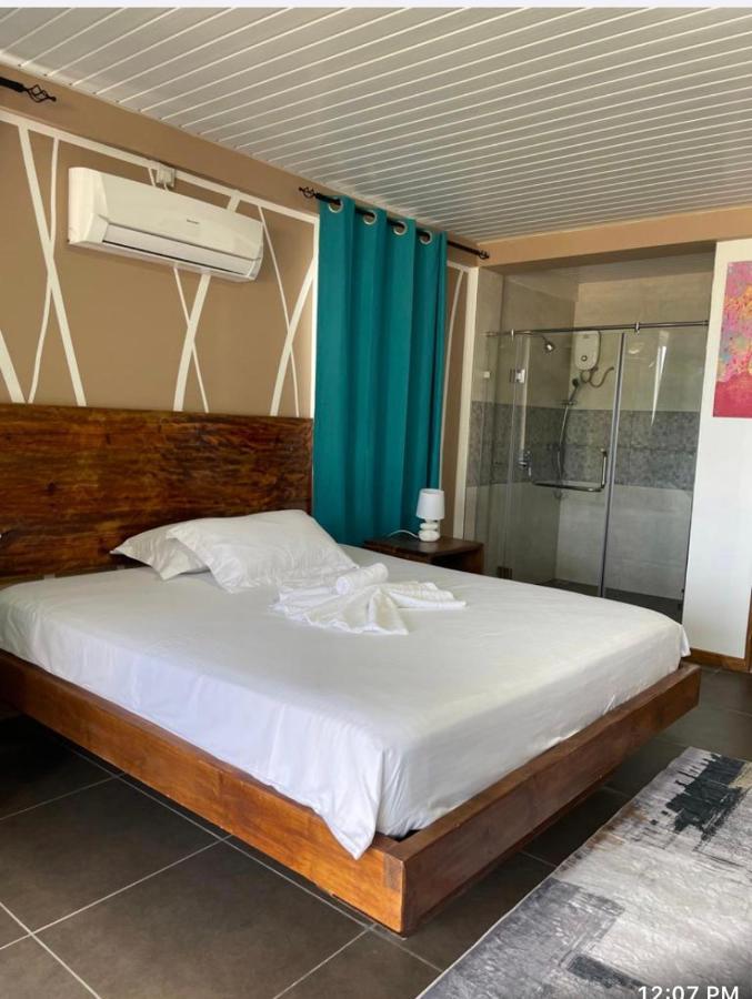 Auguste Holiday Residence Anse Etoile エクステリア 写真