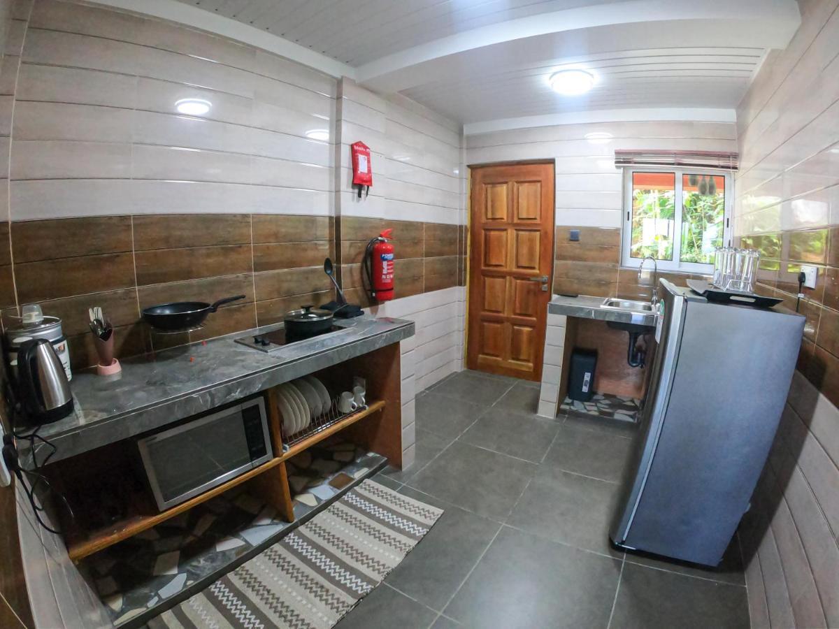 Auguste Holiday Residence Anse Etoile エクステリア 写真