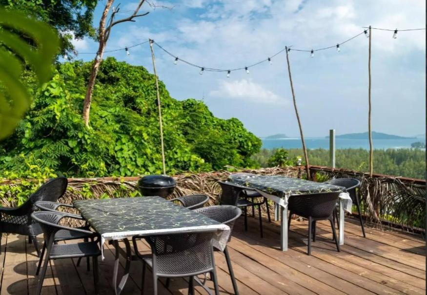 Auguste Holiday Residence Anse Etoile エクステリア 写真