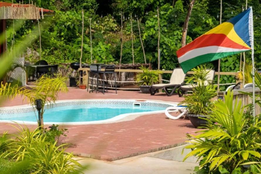 Auguste Holiday Residence Anse Etoile エクステリア 写真