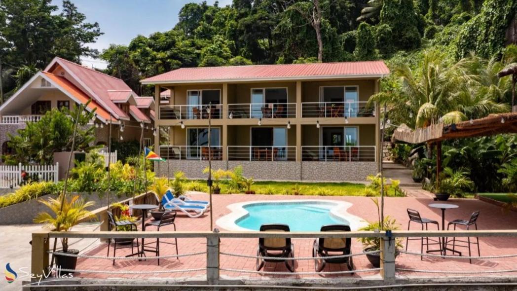 Auguste Holiday Residence Anse Etoile エクステリア 写真