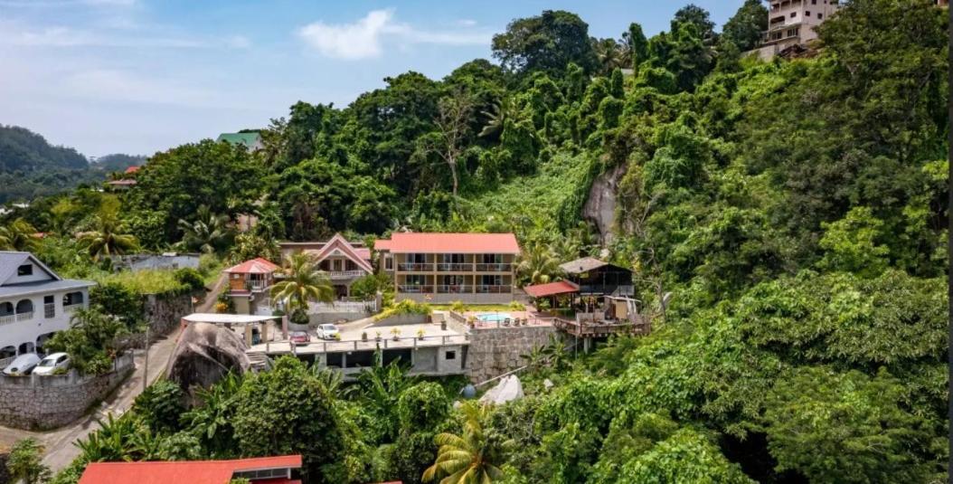 Auguste Holiday Residence Anse Etoile エクステリア 写真