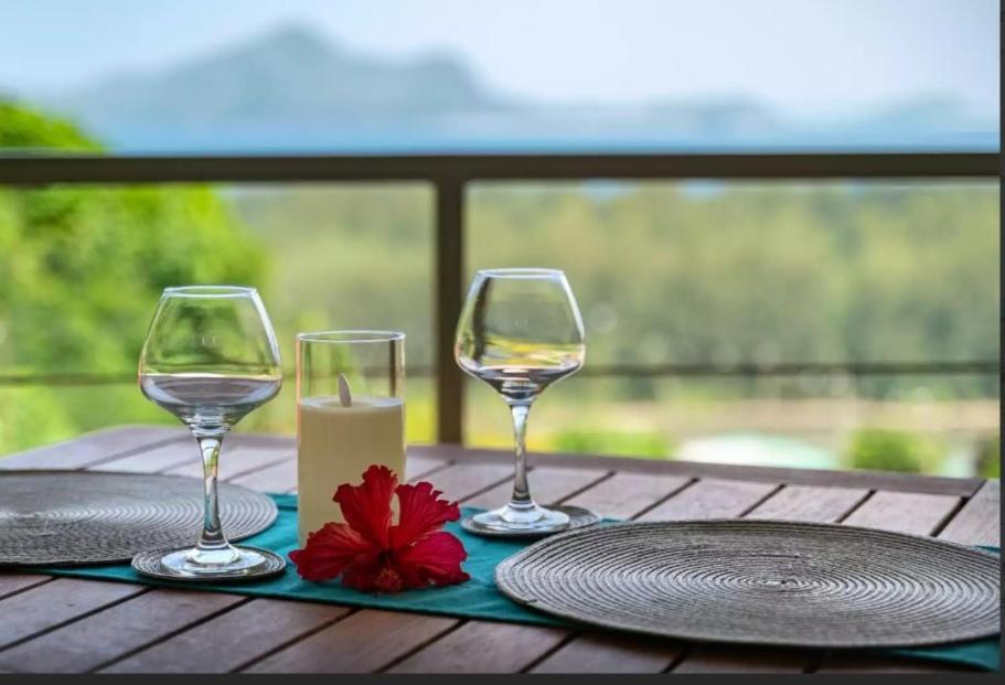 Auguste Holiday Residence Anse Etoile エクステリア 写真